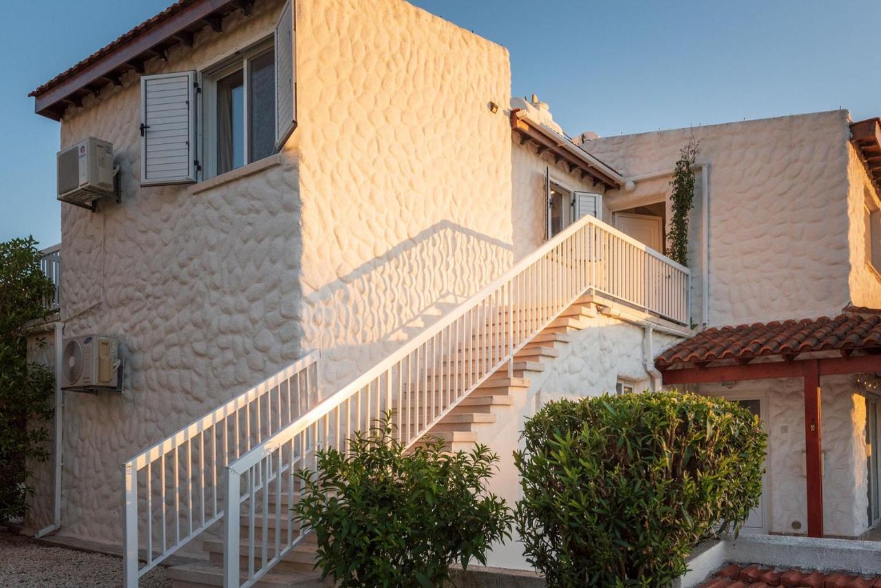 Akamas Sunset Bohemian Chic Apartment By One Villas Polis Buitenkant foto